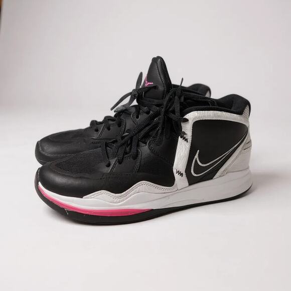 Nike Kyrie Infinity 8.5Y (Women’s 10 / Men’s 8.5) Basketball Shoes - Picture 3 of 8